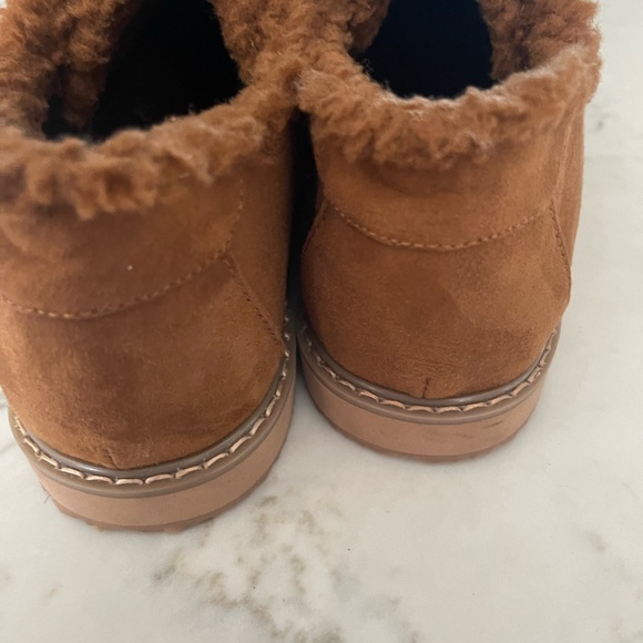 Boys gap dress shoes, brown size 5 - Picture 2 of 4